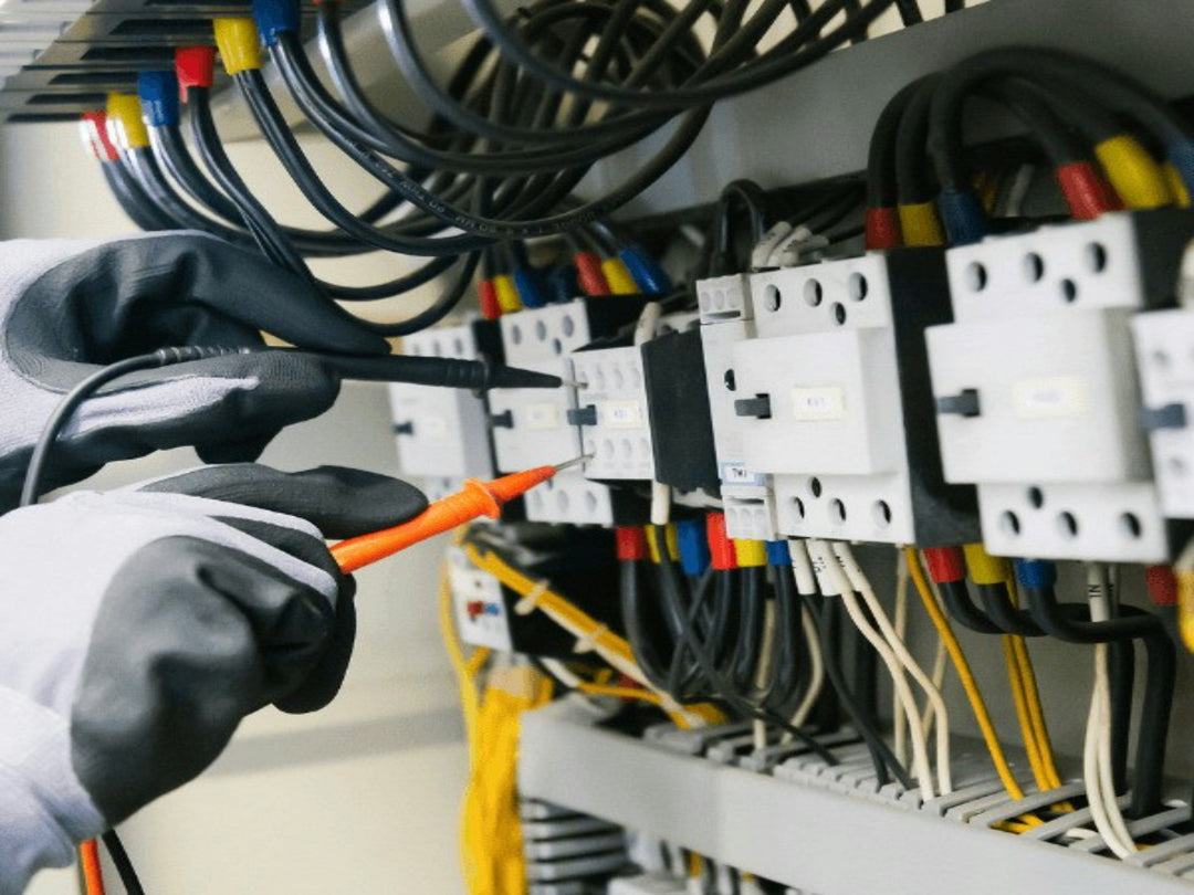 Top 10 Outils Indispensables pour Électricien Professionnel 2026 - MK SELLER EU
